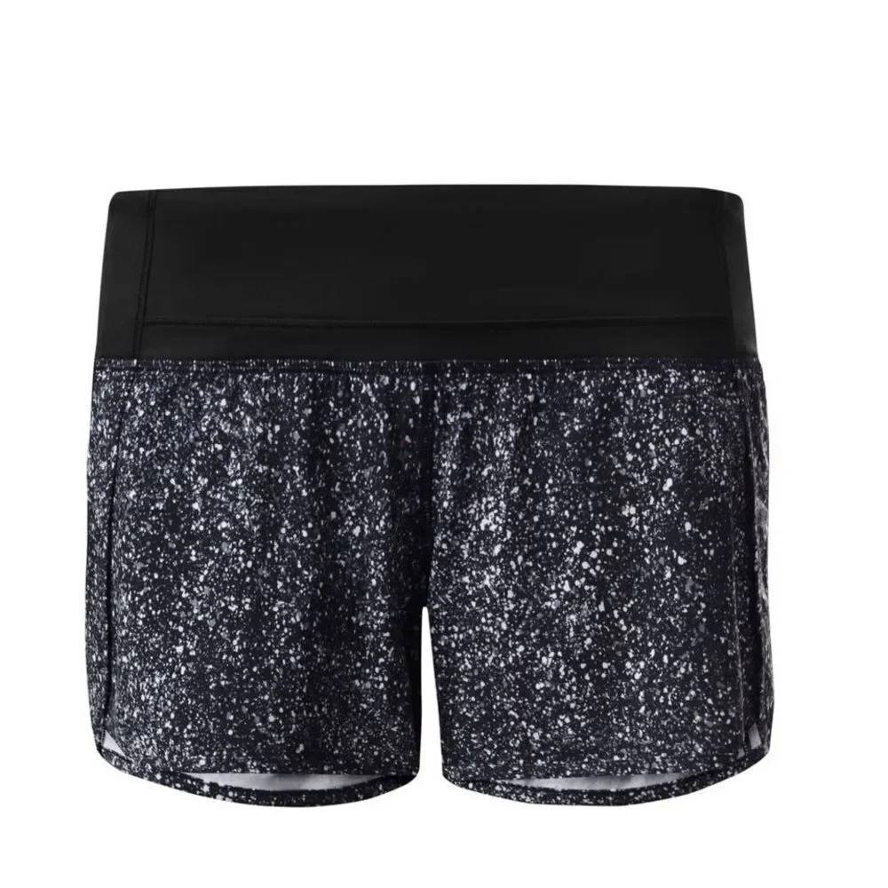 Lululemon Run Times Short in Mini Splatter White Black Size 6